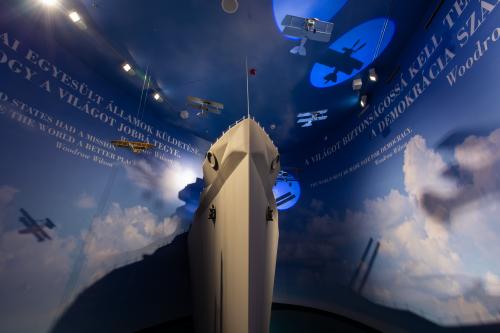 VÁRKERT BAZÁR I ÚJVILÁG SZÜLETETT KIÁLLÍTÁS I 2019_9